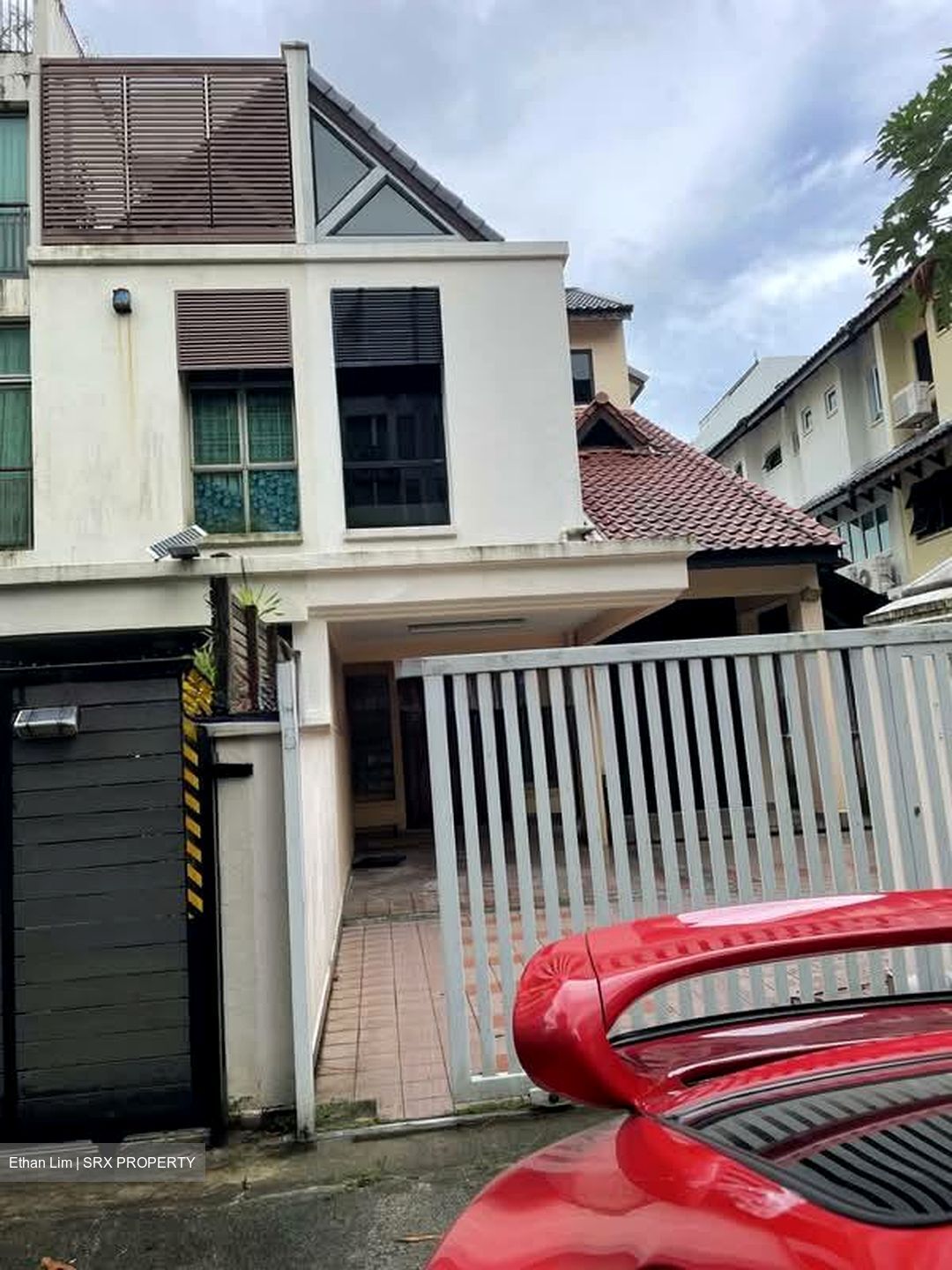 Jalan Mat Jambol (D5), Semi-Detached #559249611
